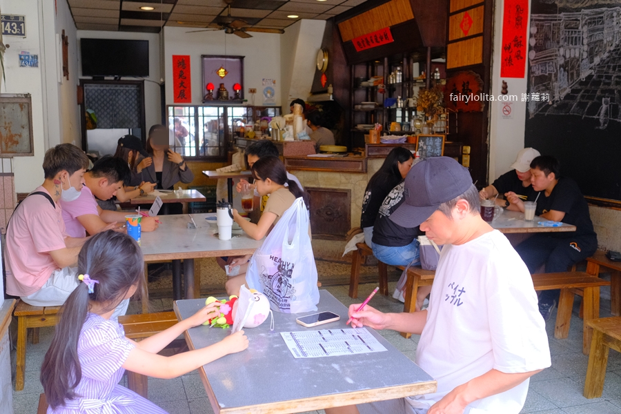 馨香泡沫紅茶。走過一甲子，台中老字號泡沫紅茶店人潮多到炸！ @嘿!部落!