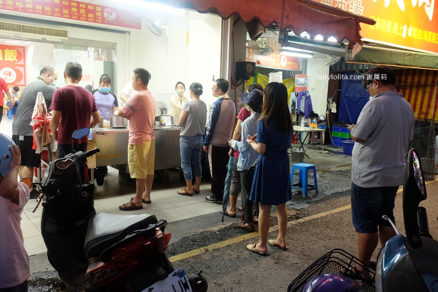魚市場爌肉飯。網友激推彰化最強爌肉飯，開店3小時老闆直接關鐵門！ @嘿!部落!
