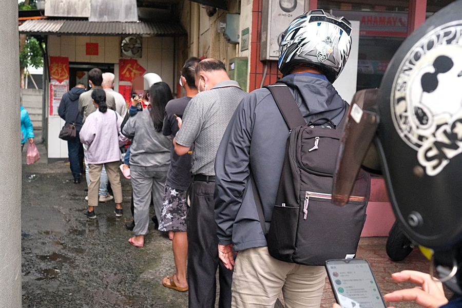 桃園便當推薦 大興便當。私密巷弄隱藏版，一粒90元、浮誇人潮排出巷子口！