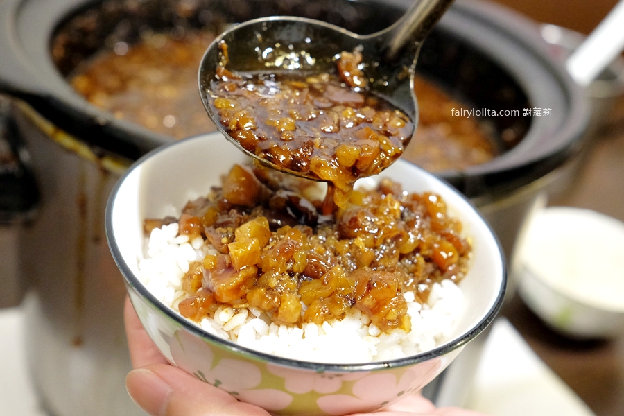 丑霸臭臭鍋。天花板滷肉飯免費爽嗑！150元吃到崩潰，火鍋 自助吧全都無限續！ @嘿!部落!