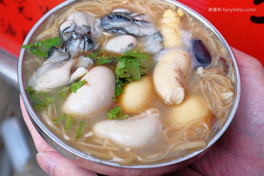 新竹美食 | 小飛俠手工麵線。清晨一碗補到讓你噴鼻血，這家麵線裝滿雞睪丸！ @嘿!部落!