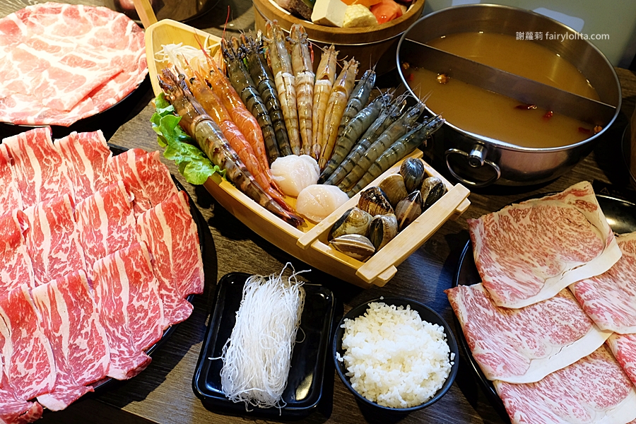 大份量肉盤只要300元，超高CP值平價涮涮鍋，免費甜點、還附飲料讓你無限喝到撐！ @嘿!部落!