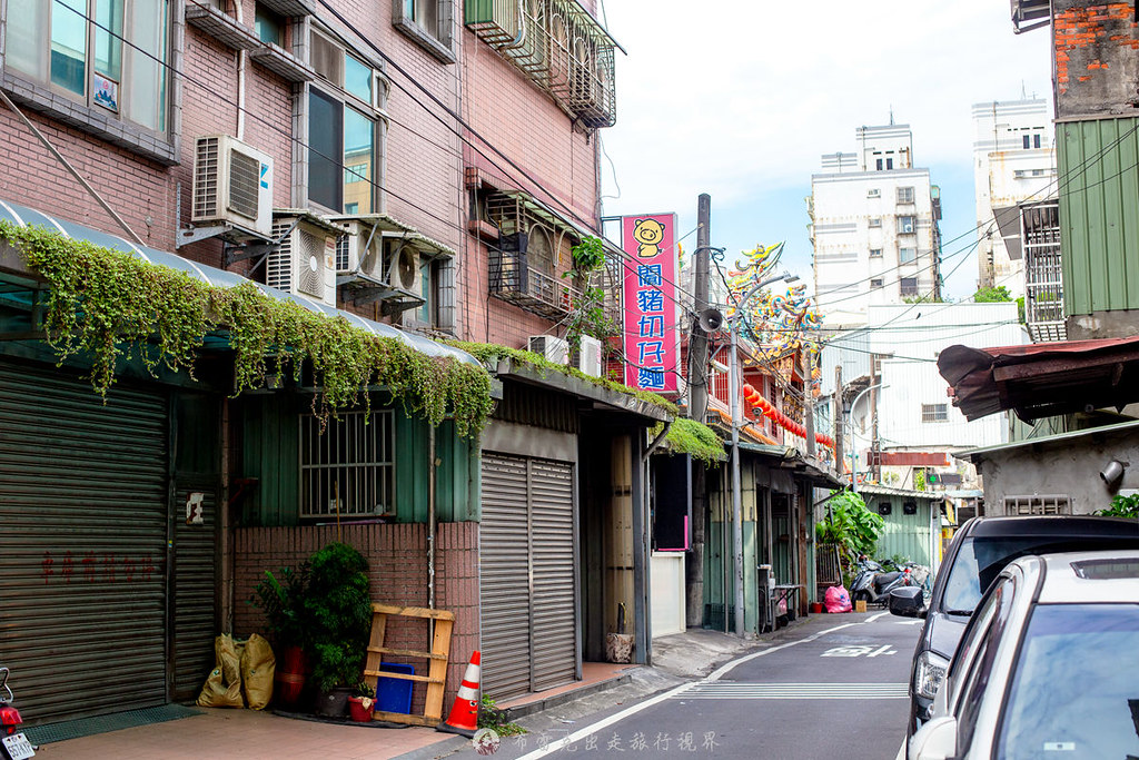 閹豬切仔麵｜新莊廟街保元宮旁傳承三代80年小吃店 @嘿!部落!