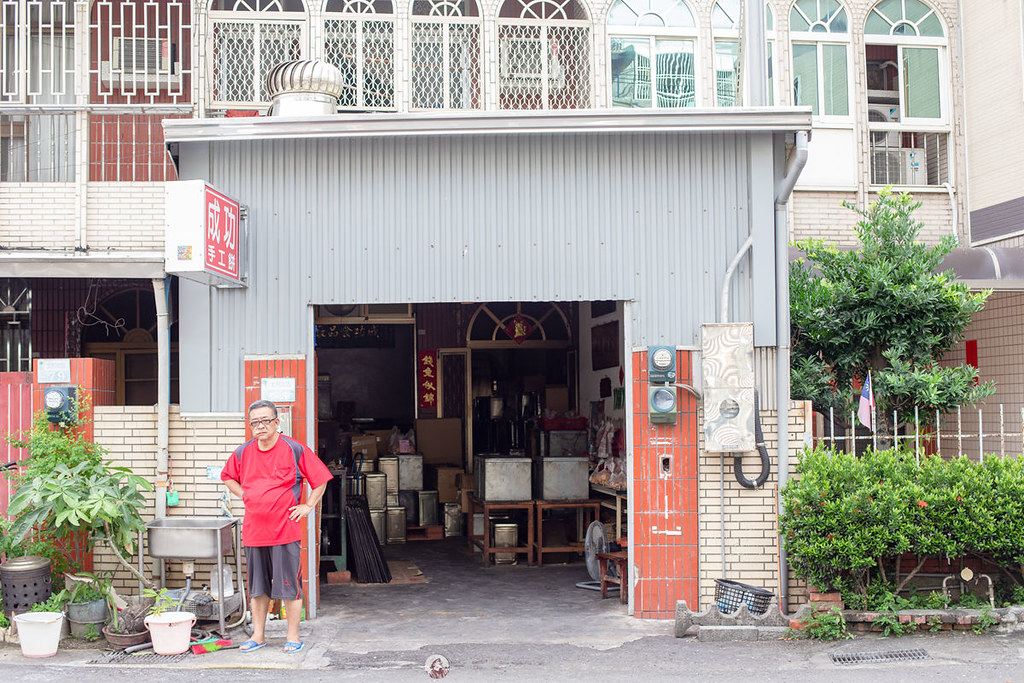 成功食品廠手工餅乾｜嘉義朴子隱藏版伴手禮老店專賣小時候才有的古早味夾心餅乾 @嘿!部落!
