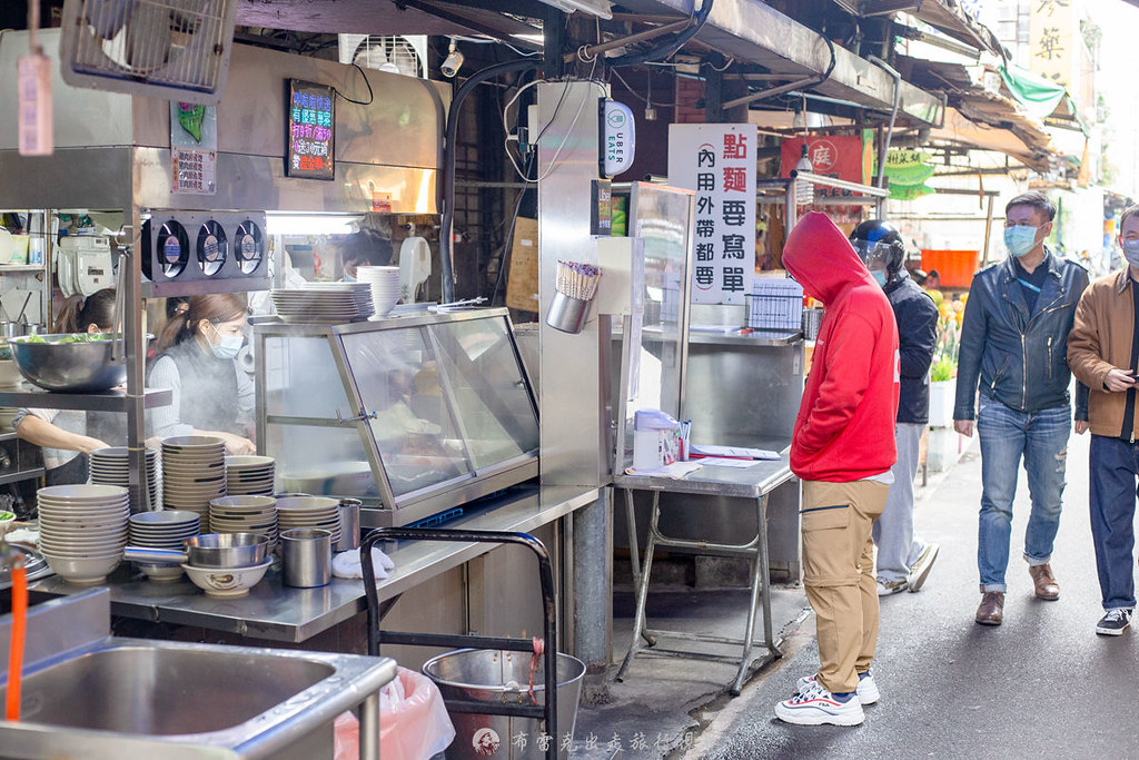 東引小吃店｜台北知名人氣宵夜麵店網友說小菜絕對是重點 @嘿!部落!