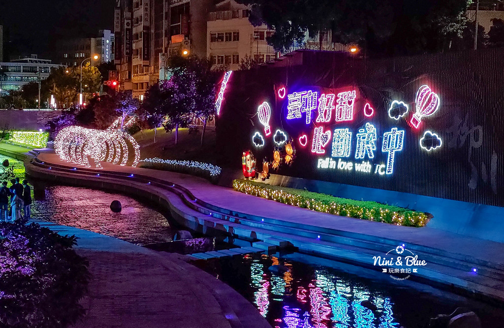 即時熱門文章：2022台中耶誕嘉年華 | 柳川水岸耶誕燈飾搶先看，台中好甜，心動於中 耶誕活動