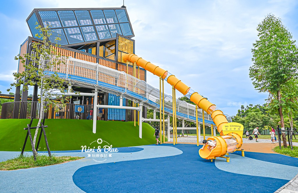 草屯酷比親子運動公園-南投大型親子公園,有3層樓高的貨櫃溜滑梯,滑輪賽道等超刺激遊具 @嘿!部落!