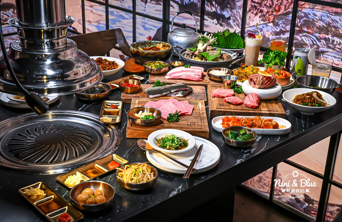 BAY Korean BBQ Club，台中韓式燒肉小菜免費續，推薦活水黑鰻、豬五花 @嘿!部落!