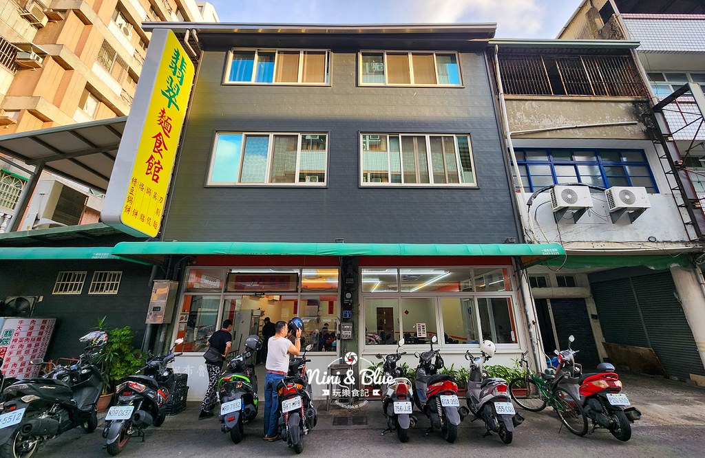 翡翠北方麵食館-中興大學銅板美食,刀削麵.豬肉捲餅.小米粥,還可免費加麵1次 @嘿!部落!
