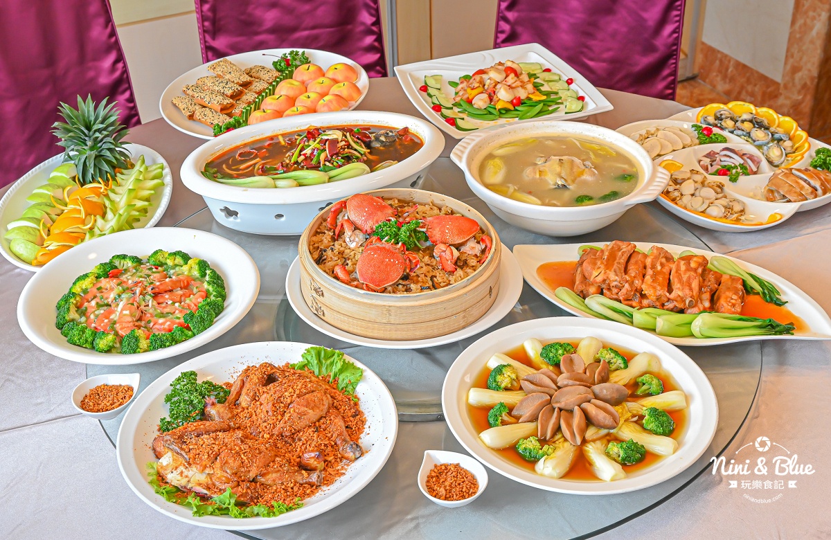 食蘊潮創中菜餐廳，20人大圓桌、包廂，家庭聚餐合菜推薦，台中通豪大飯店餐廳 @嘿!部落!