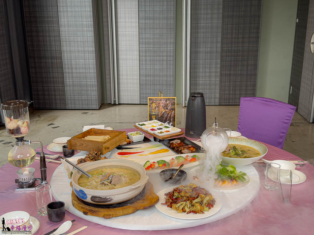 印月餐廳｜南屯區台中市–四人烤鴨套餐超優惠，一鴨三吃搭配經典名菜，味覺與視覺的饗宴 @嘿!部落!