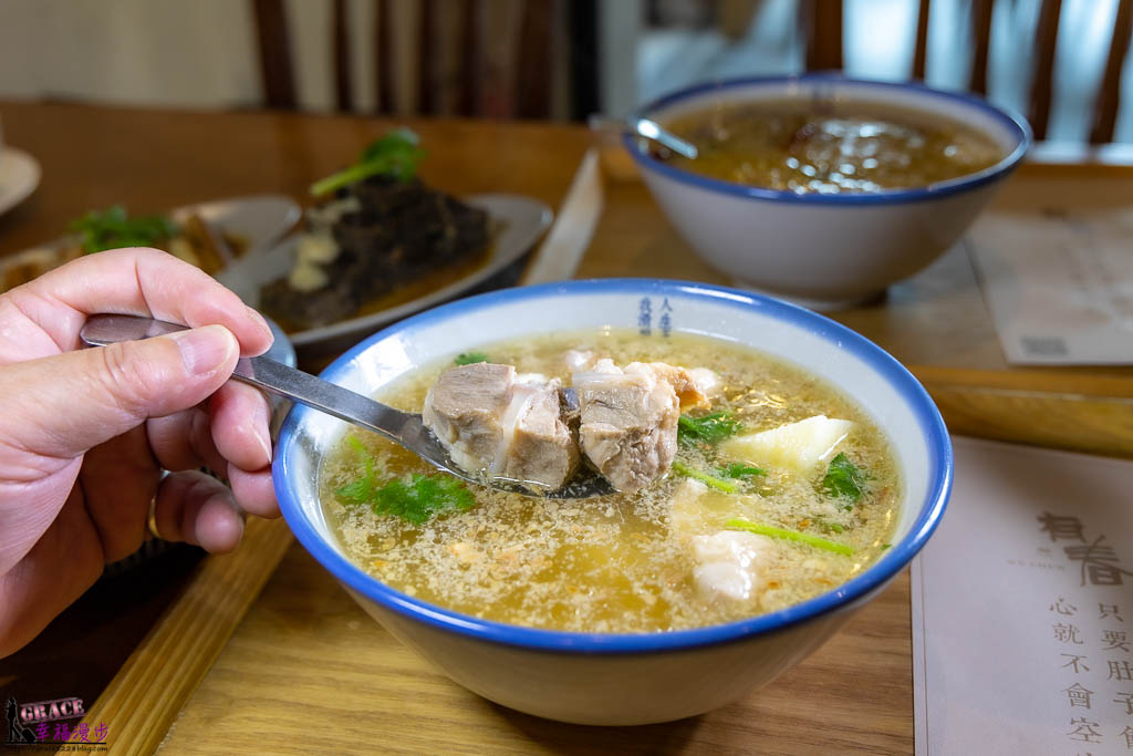 有春茶館大墩店｜南屯區台中市–復古懷舊的用餐空間，品嚐創新古早味臺菜料理 @嘿!部落!