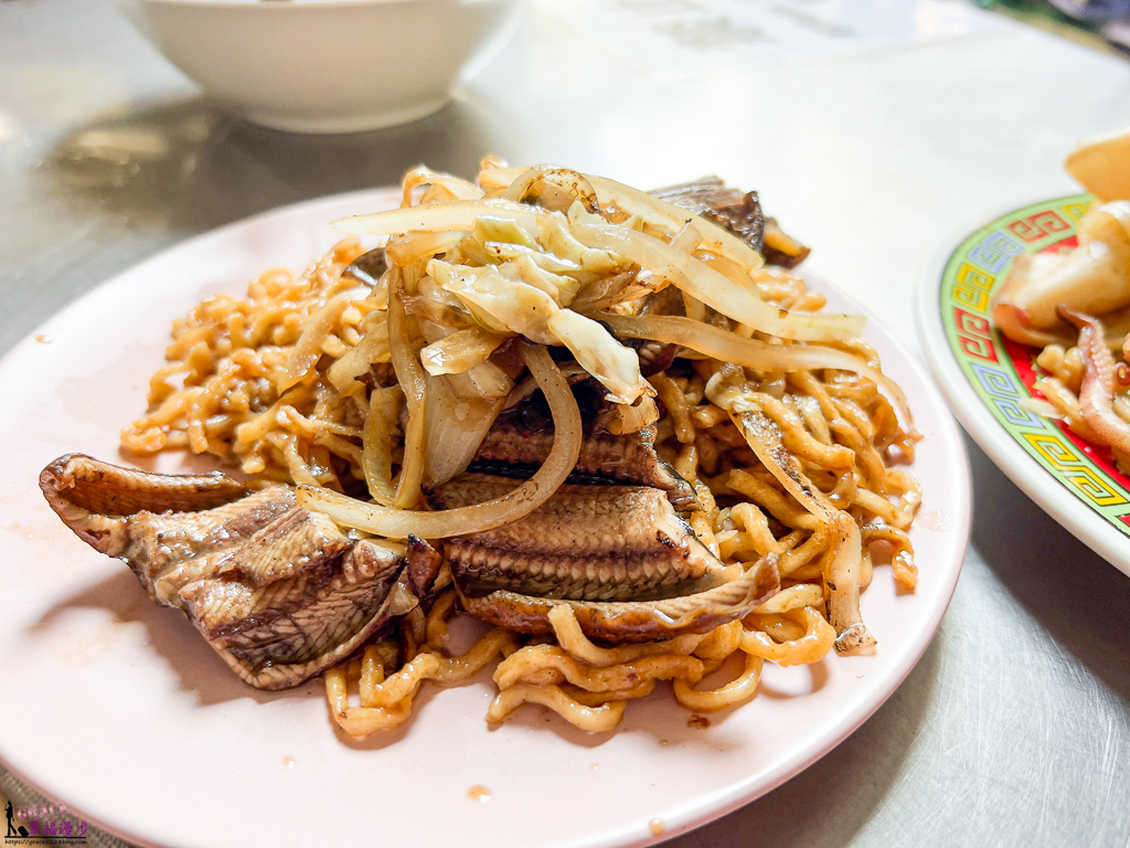福昇小食 | 中西區台南市-永樂市場內的平價美食，鱔魚Ｑ彈麵條香氣十足 @嘿!部落!
