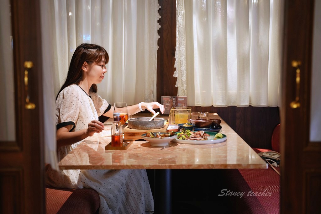 信義A11美食 | 輪輪1976 和食茶酒駅 | 台灣首創和洋食茶酒列車餐廳大正時期日式洋風氣氛復古奢華 @嘿!部落!