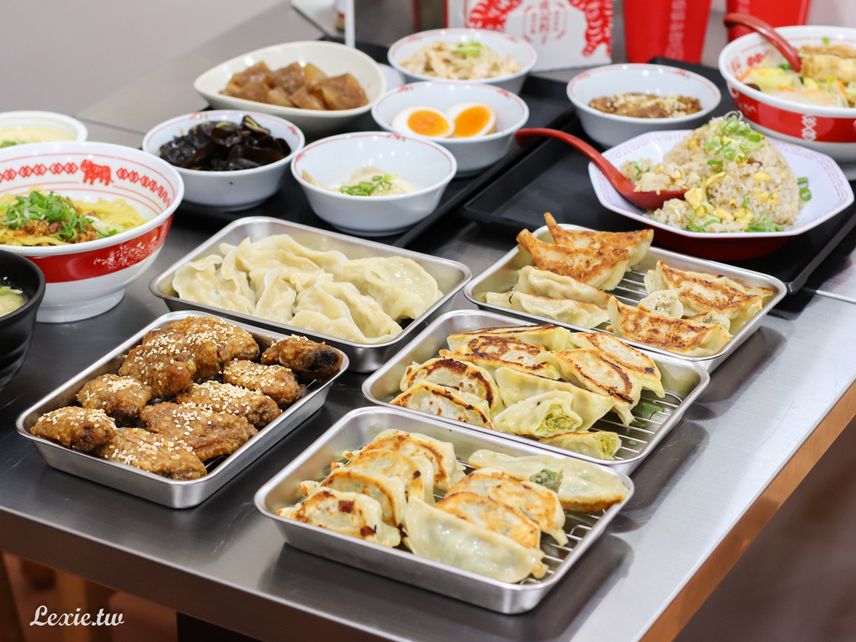 虎記餃子敦北店，噴汁日式脆皮煎餃$50元/美味雞白湯鹽味拉麵，小巨蛋美食推薦 @嘿!部落!