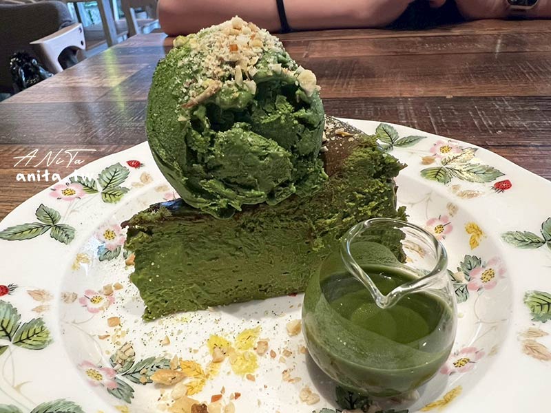 GreenHouse早午餐｜餐點有一定水準，濃抹茶冰淇淋乳酪蛋糕有抹 @嘿!部落!