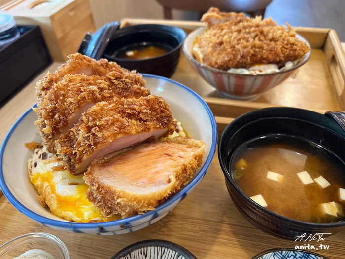 KATSU鑫 熟成豬排蓋飯｜每日限量10份的厚切豬排蓋飯有夠厚！！ @嘿!部落!