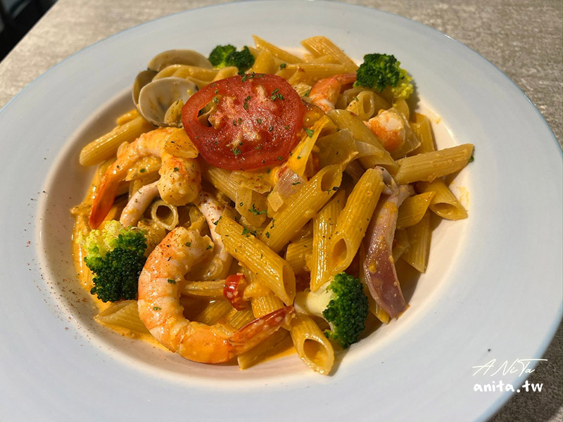 新北中和｜在義起 x Together Pasta｜藏身在巷弄中經濟又實惠的義大利麵，現點現做真材實料（2025價格更新） @嘿!部落!