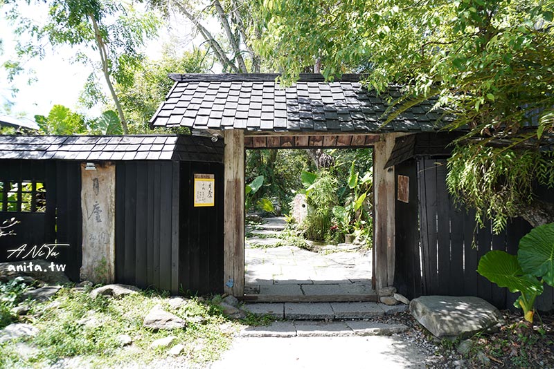 月廬食堂｜穿過綠色隧道隱藏在山中的梅子烤雞，幽靜的環境讓人暫時忘卻煩惱 @嘿!部落!