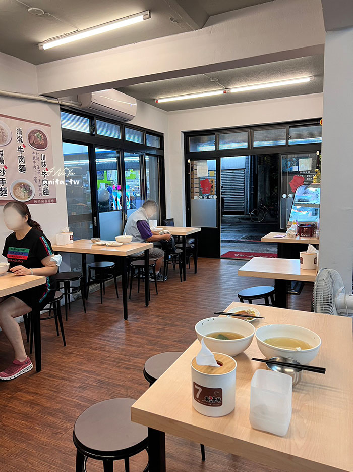 即時熱門文章：板橋美食｜有汁牛麵食，清燉牛肉麵湯頭鮮甜肉大塊