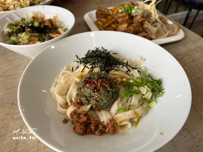 中和美食｜彈牙的手工拉麵「永和麵担仔」花椒辣油直接擄獲我的心 @嘿!部落!