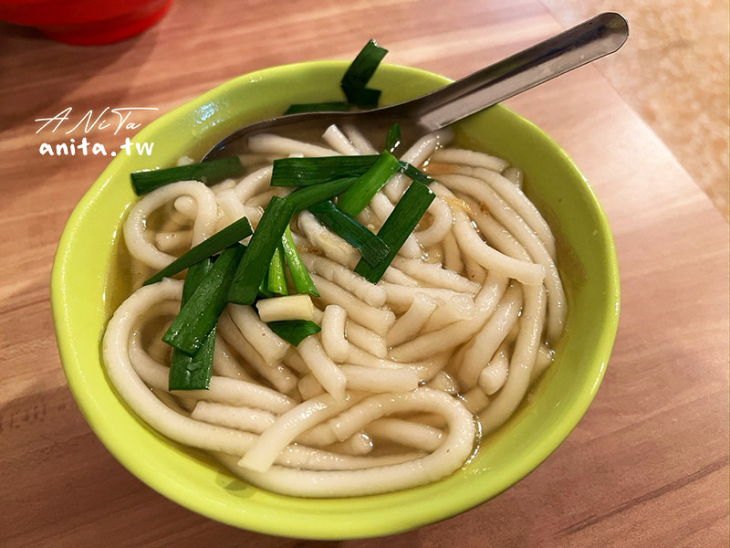 永樂米苔目｜大稻埕美食｜飄香近60年老店，價格親民、米苔目搭黑白切是標配 @嘿!部落!