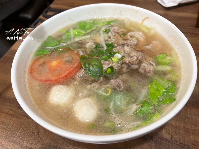 甘泉魚麵 泰和店｜10幾種湯底，好不好吃？就看個人口味囉~ @嘿!部落!