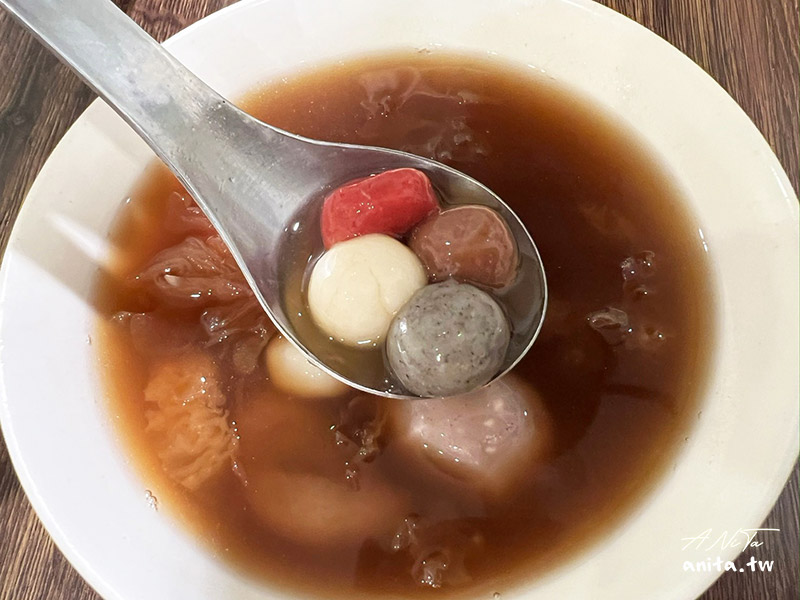 通化街美食｜蘇媽媽湯圓通化店｜純糯米製作的湯圓真材實料，鹹甜都有水準 @嘿!部落!