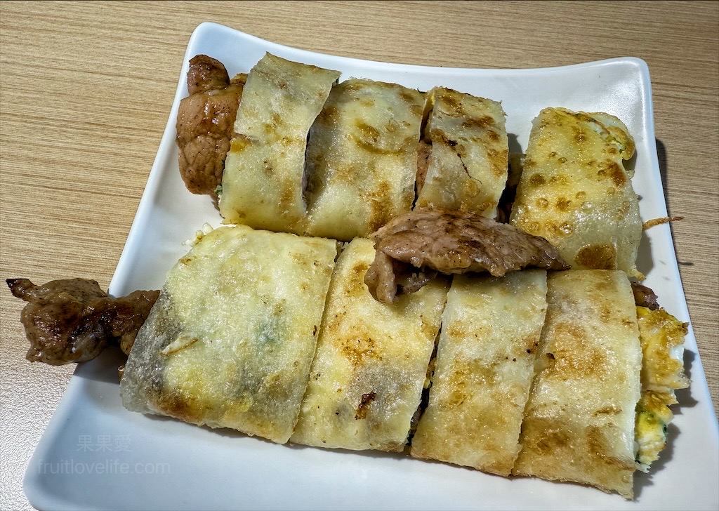 南屯袁記&rang;台中南屯早餐，他們家肉排系列真的好吃，肉嫩不柴，有些微肉汁感 @嘿!部落!