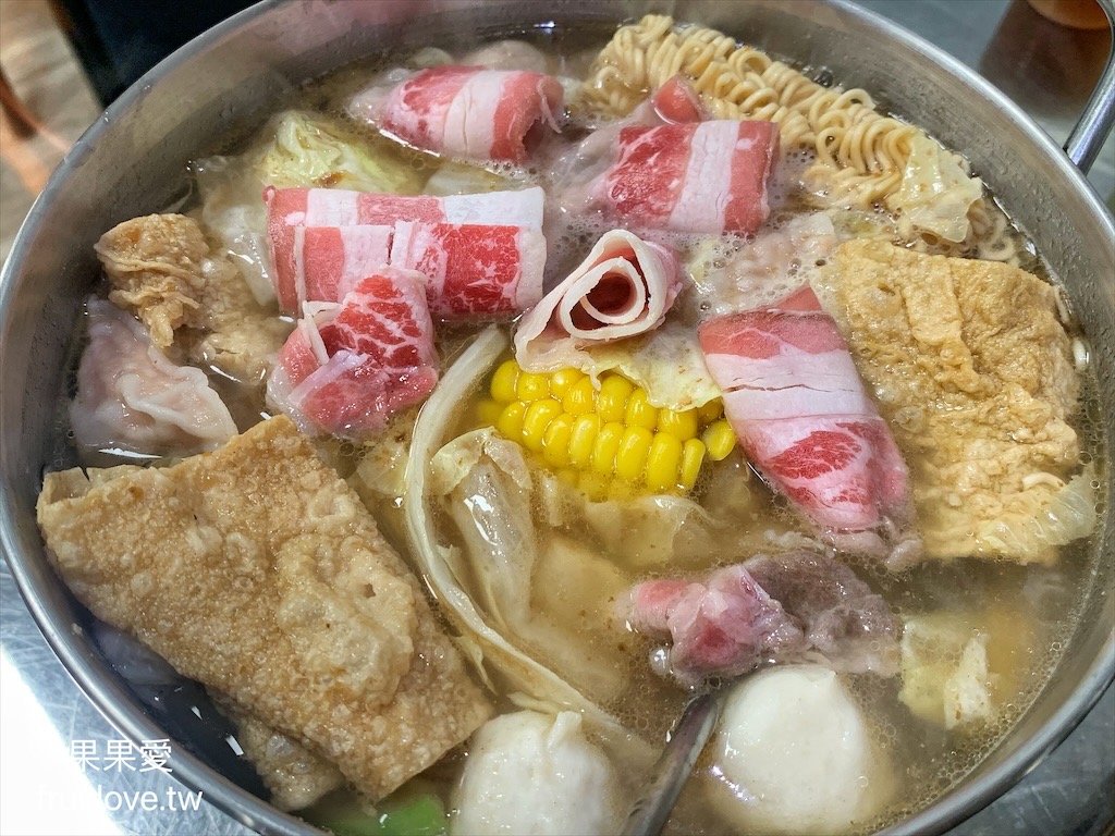 阿肥食堂&rang;台中大里美食、晚餐、宵夜的好選擇，老闆不怕你吃，CP值很高的食堂，內用有肉燥飯吃到飽 @嘿!部落!