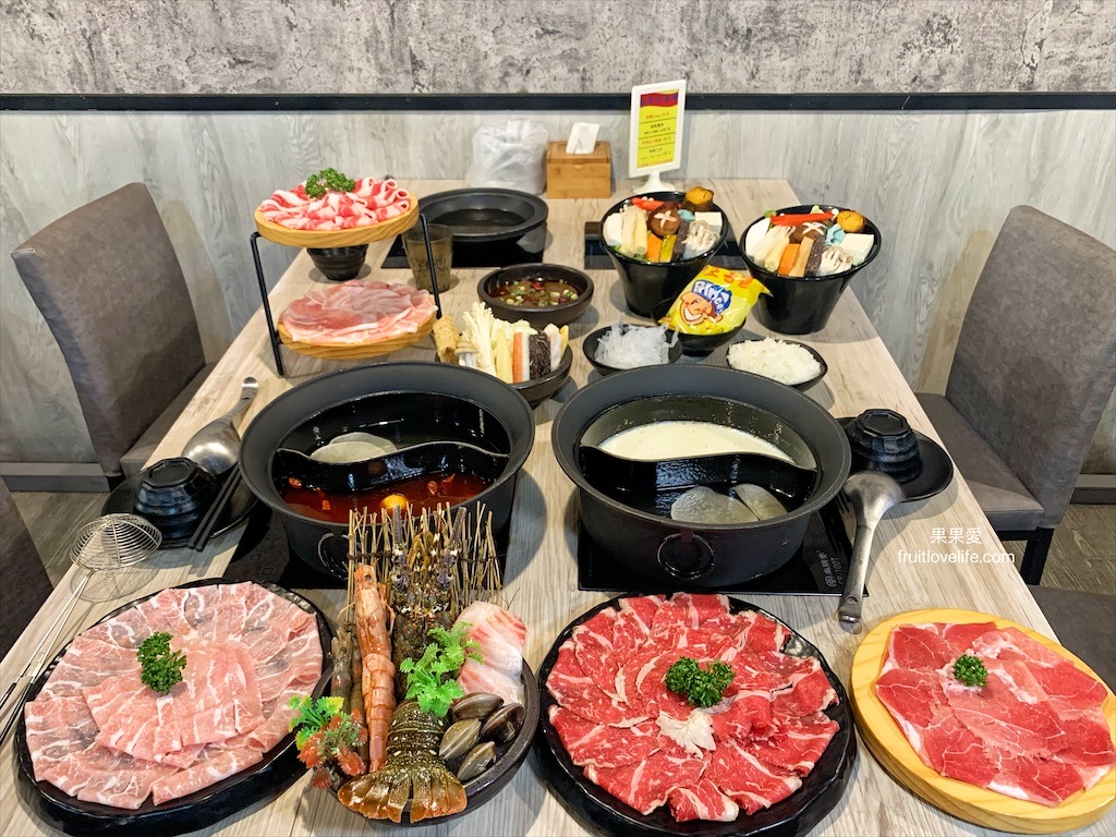 咪拉鍋物&rang;台中北區火鍋推薦，寵物友善鍋物餐廳，有多種美味湯頭，還有豐富的海鮮與肉品，可以獨享也可以共鍋，鴛鴦鍋不另外加價 @嘿!部落!