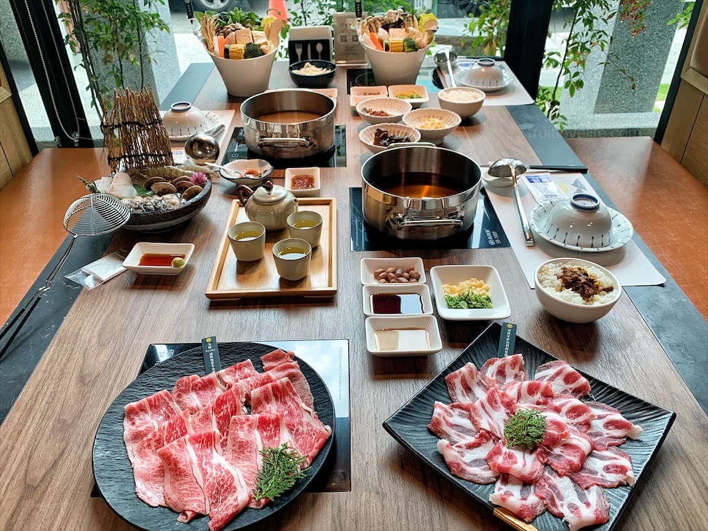 松間石上〉彰化和美火鍋推薦，餐前奉茶的儀式感，嚴選食材的精緻鍋物，咕溜的烏龜仙草凍，綿密的霜淇淋在這都吃的到