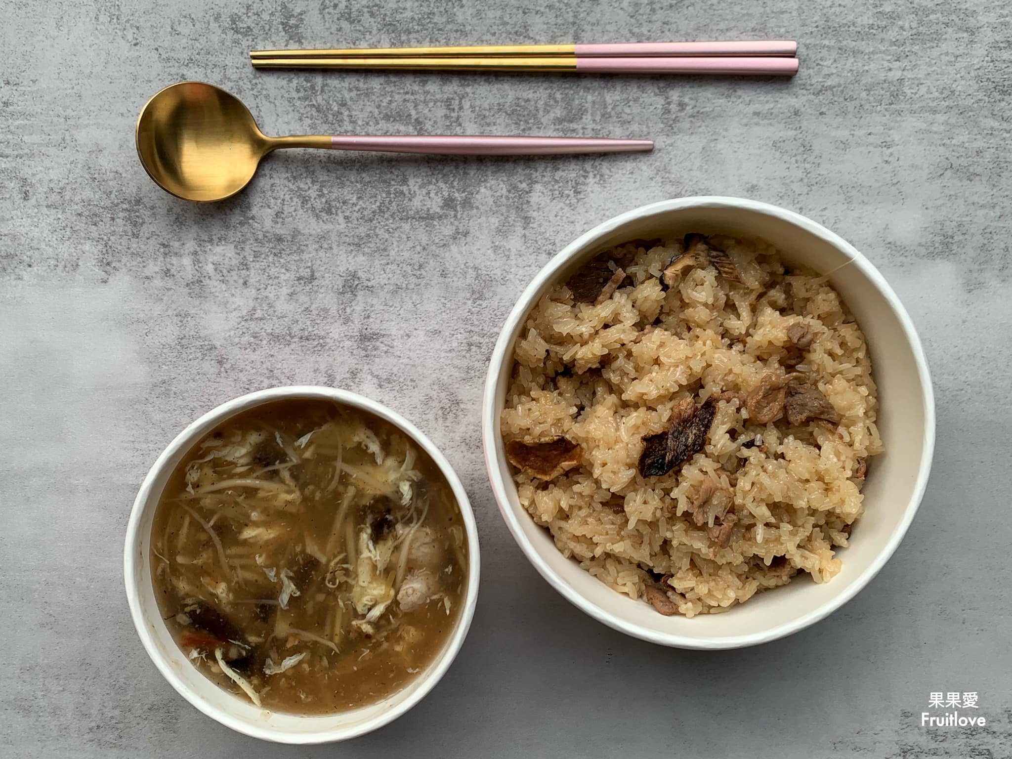 健康黃昏市場-蘆洲油飯&rang;人氣鴨肉油飯，慢了就買不到-台中南區美食/市場美食 @嘿!部落!