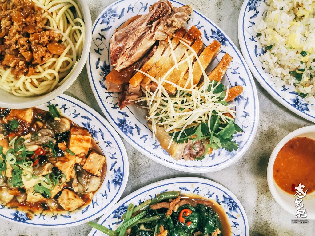 阿春燻鵝肉專賣店．南港研究院路｜南港老字號鵝肉攤．平價熱炒切仔麵．南港小酌聚餐超推薦！捷運南港展覽館站～中肯‧食記！ @嘿!部落!
