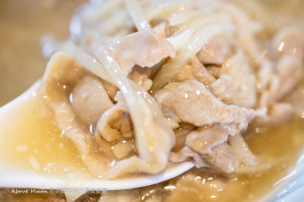 新店捷運總站美食 北鴨鴨肉羹 光明商圈必吃 一碗羹裡有滿滿的鴨肉划算又好吃 @嘿!部落!