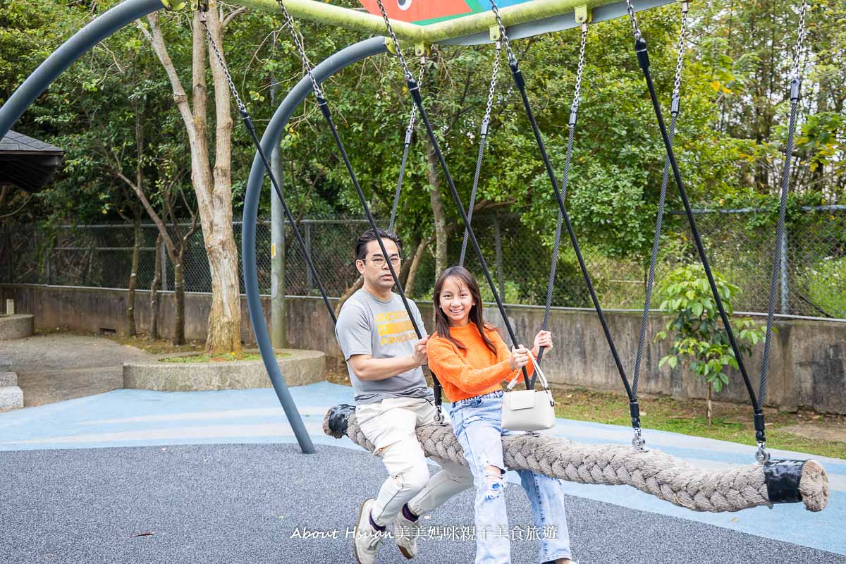 林口樂活公園-捷運主題公園 全臺第一座以捷運為主題的共融公園 高達4米溜滑梯好刺激 @嘿!部落!