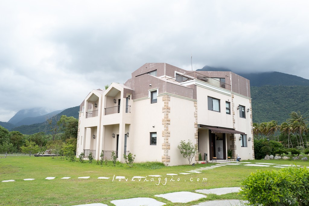 【花蓮 Hualien】後山城寶 鄰近太魯閣山腳下與七星潭 入住鄉村風格還能餵小羊 @嘿!部落!