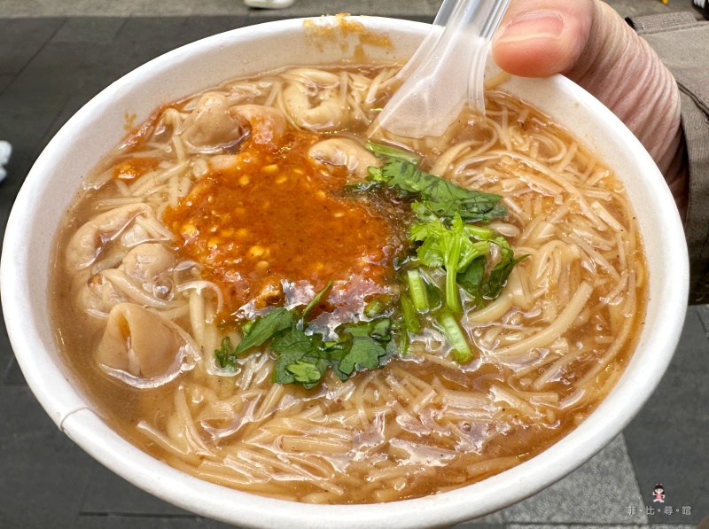 阿宗麵線 觀光客必吃的排隊美食 就算寒風吹、汗流浹背也甘願站著吃！ @嘿!部落!