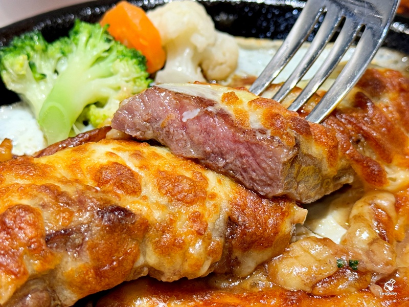 思犇牛排板橋店 100%原肉只要220元起 可享週邊吃到飽 打卡還送酥皮濃湯! 思犇牛排板橋店 100%原肉只要220元起 可享週邊吃到飽 打卡還送酥皮濃湯!