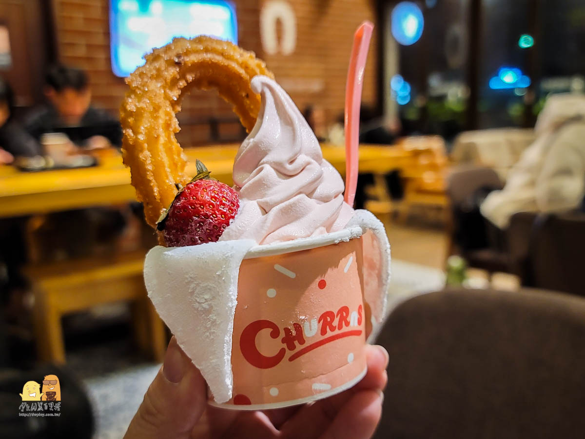 台北必吃甜點churros吉那圈咖啡，現做酥脆吉拿棒好吃，期間限定草莓冰超香 @嘿!部落!