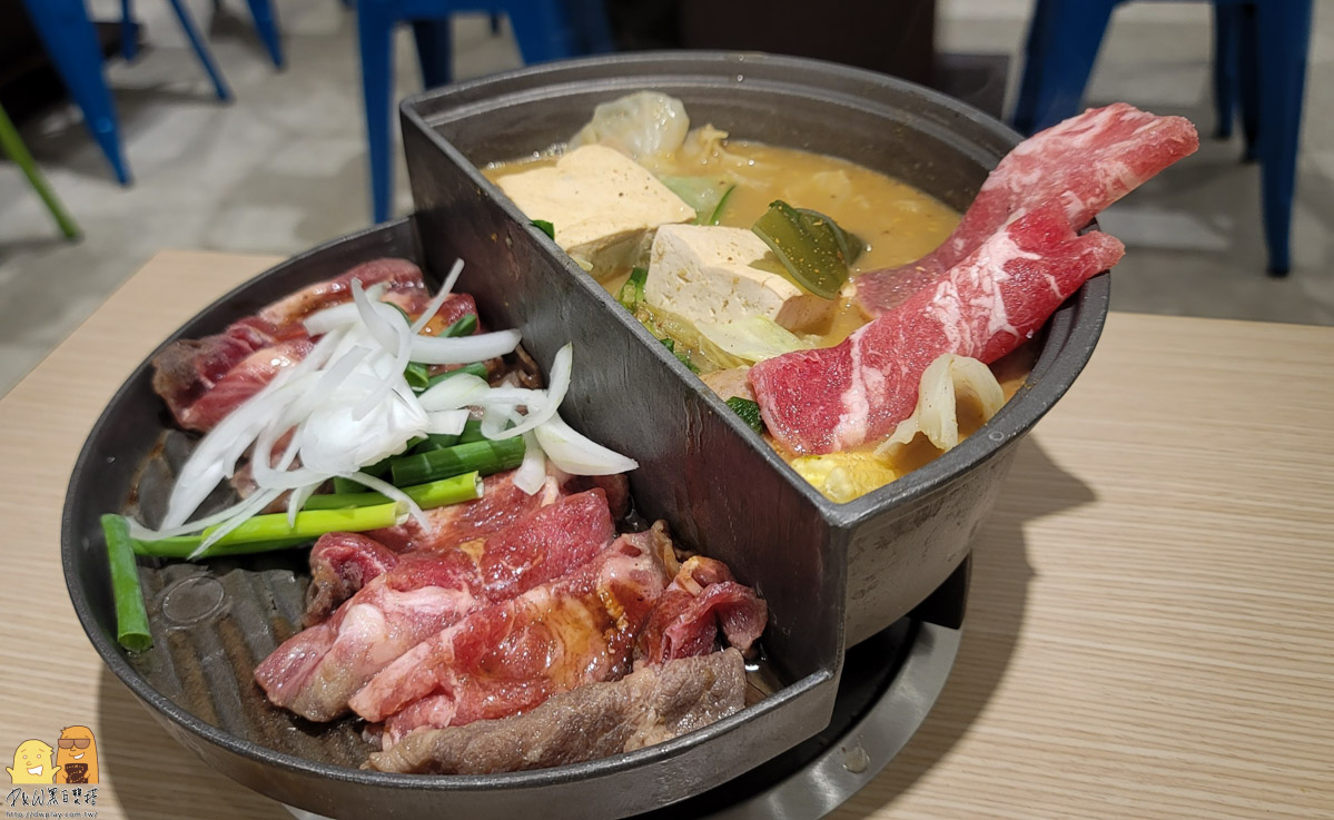 三重鍋高手文化店一鍋二吃，滿足想吃燒烤又想吃火鍋的人!肉質普通，但有自助吧跟冷氣吃到飽 @嘿!部落!