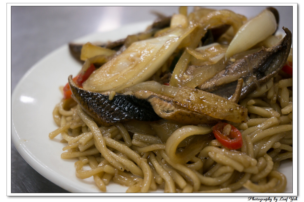 【嘉義】羅山鱔魚麵│炭火快炒鱔魚麵 、文化路夜市(延平街)