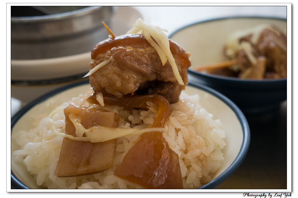 即時熱門文章：【彰化】天公壇爌肉飯│在地老字號的控肉飯 、陳稜路爌肉飯