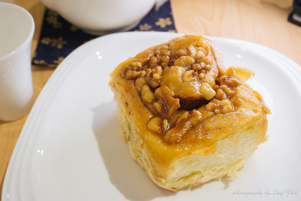 【台北】Miss V Bakery Cafe│蘋果派我還好，但這肉桂捲我真的擋不了！ 赤峰街下午茶、赤峰街肉桂卷、赤峰街咖啡館 @嘿!部落!