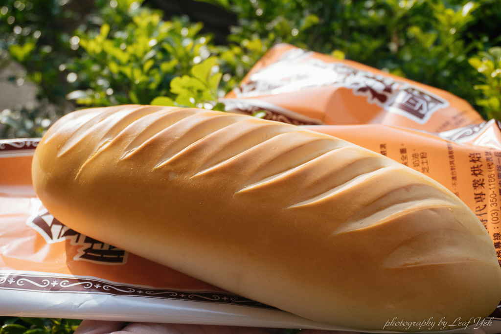 【桃園】金時代專業烘培│只賣兩種麵包，龜山秒殺香頌法國麵包，晚來就槓龜！ 金時代香頌法國麵包、金時代毛毛蟲麵包 @嘿!部落!
