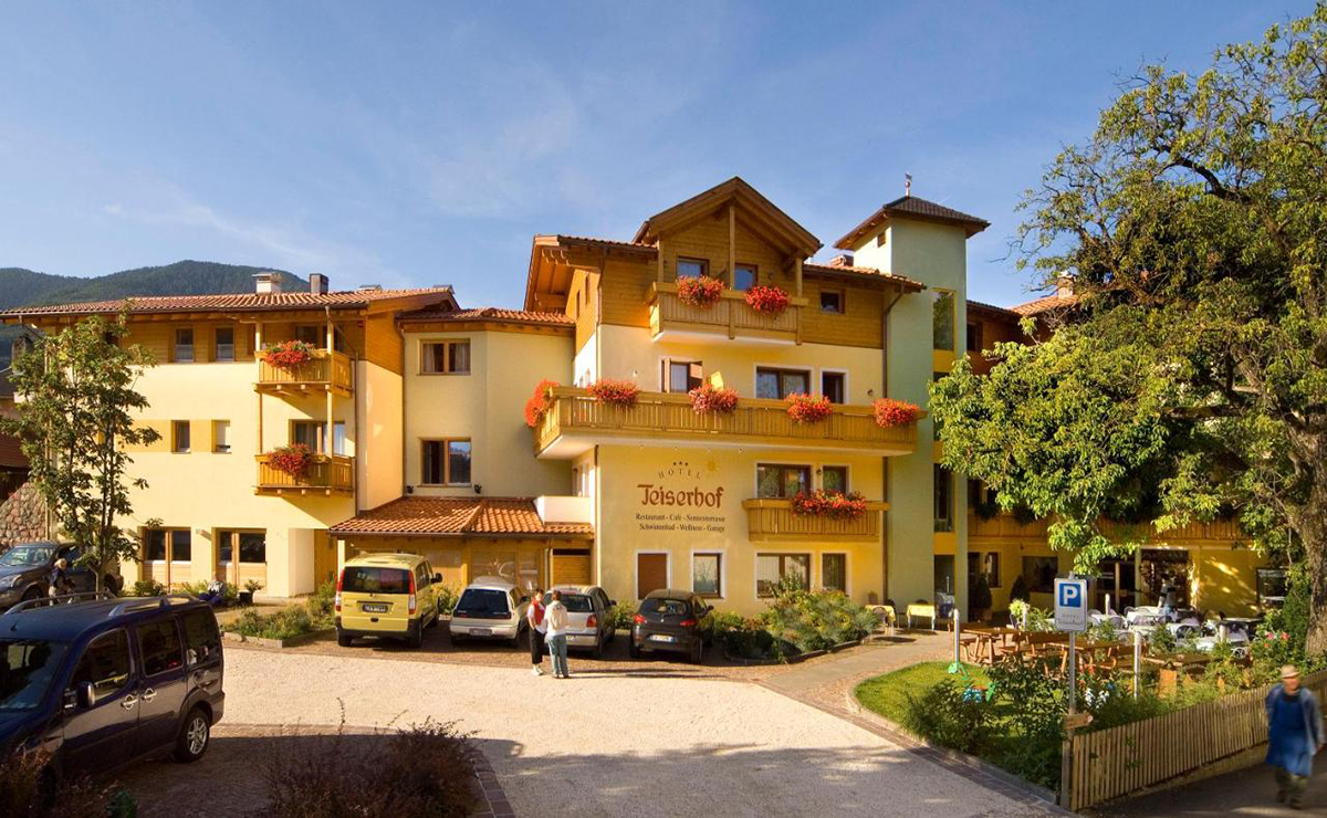 【義大利自助旅行】(多洛米蒂Dolomiti)富內斯Val di Funes處處是貼心設計的住宿推薦｜Hotel Teiserhof旅館