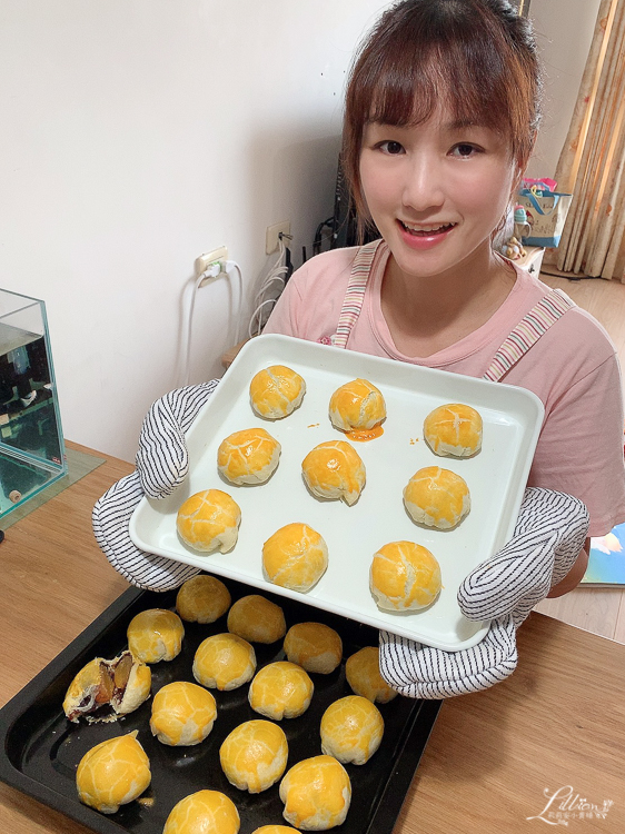 【料理】中秋節必吃｜第一次做烏豆沙蛋黃酥零失敗推薦作法、食譜(無水奶油版) @嘿!部落!