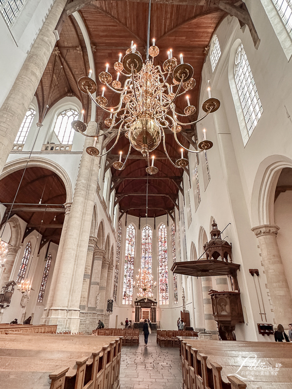 荷蘭台夫特推薦景點：舊教堂oude Kerk Delft，名畫家維梅爾長眠之處與斜塔，台夫特自由行一日遊行程之一 @嘿!部落!