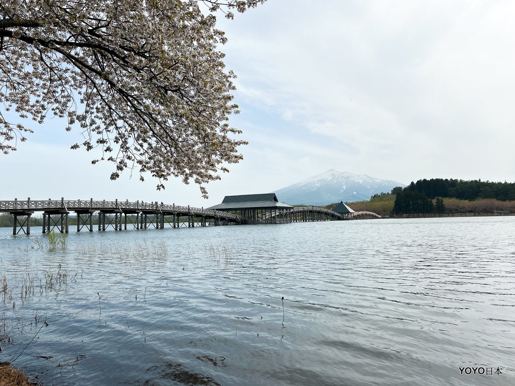 【東北景點】【青森景點】在岩木山前展翅飛翔的鶴之舞橋(鶴の舞橋) @嘿!部落!