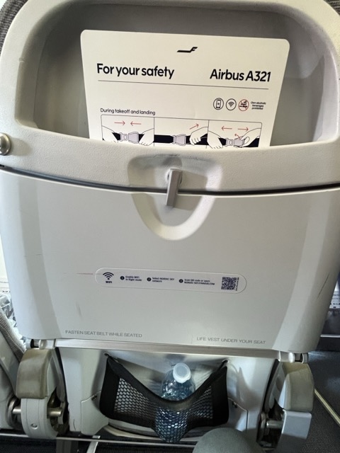 [飛行體驗] AY1542 芬蘭航空商務艙 (CDG 法國巴黎戴高樂 – HEL 芬蘭赫爾辛基) @嘿!部落!